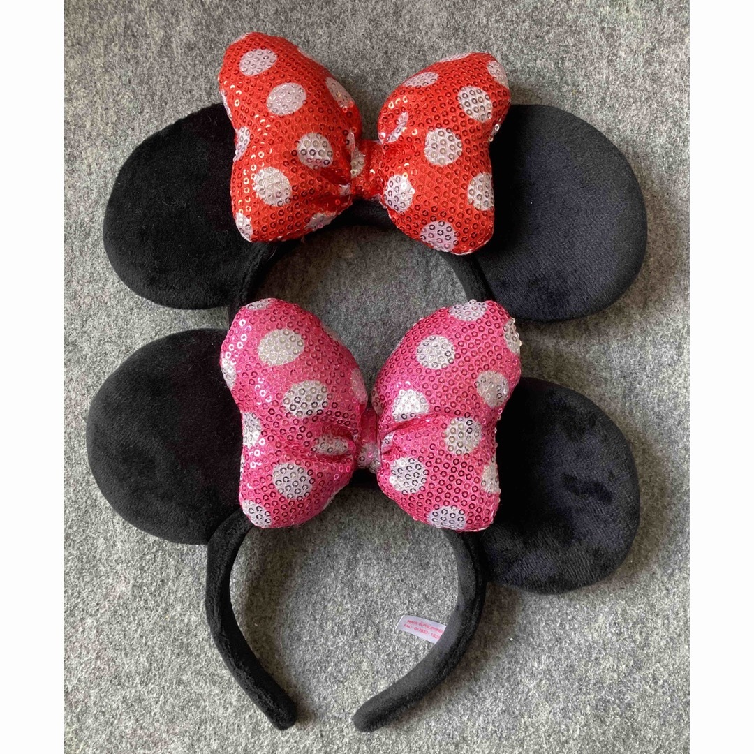 Disney(ディズニー)のディズニー カチューシャ スパンコール リボン 赤 ピンク ミニー 水玉 ペア レディースのヘアアクセサリー(カチューシャ)の商品写真