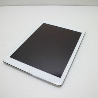 アップル(Apple)の超美品 au iPad Air 16GB シルバー  M555(タブレット)