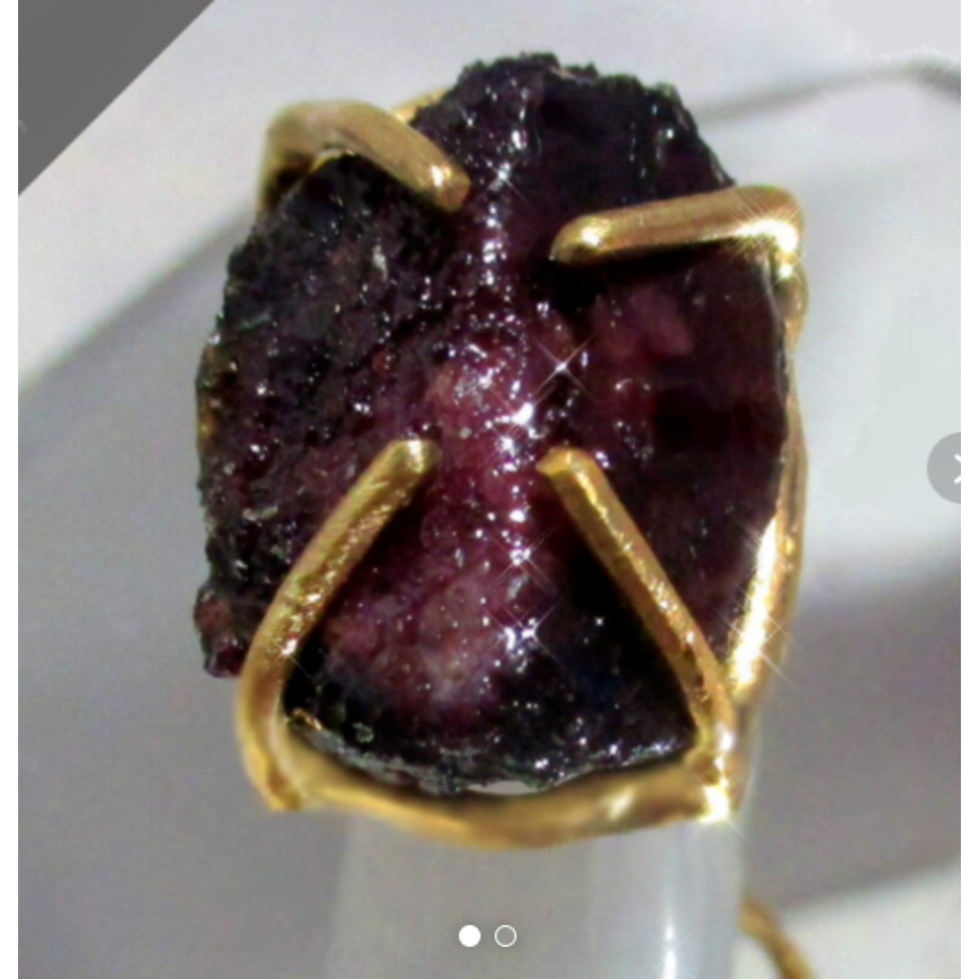 豪華18Kg製品 52ct Africa産*天然ルビー原石 RING