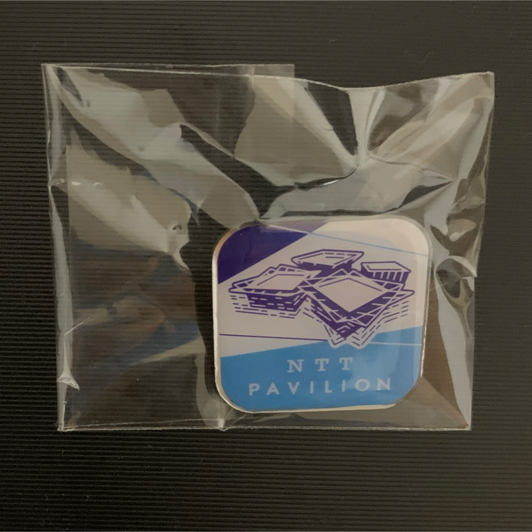 大阪万博 NTTパビリオン ピンバッジ - メルカリ