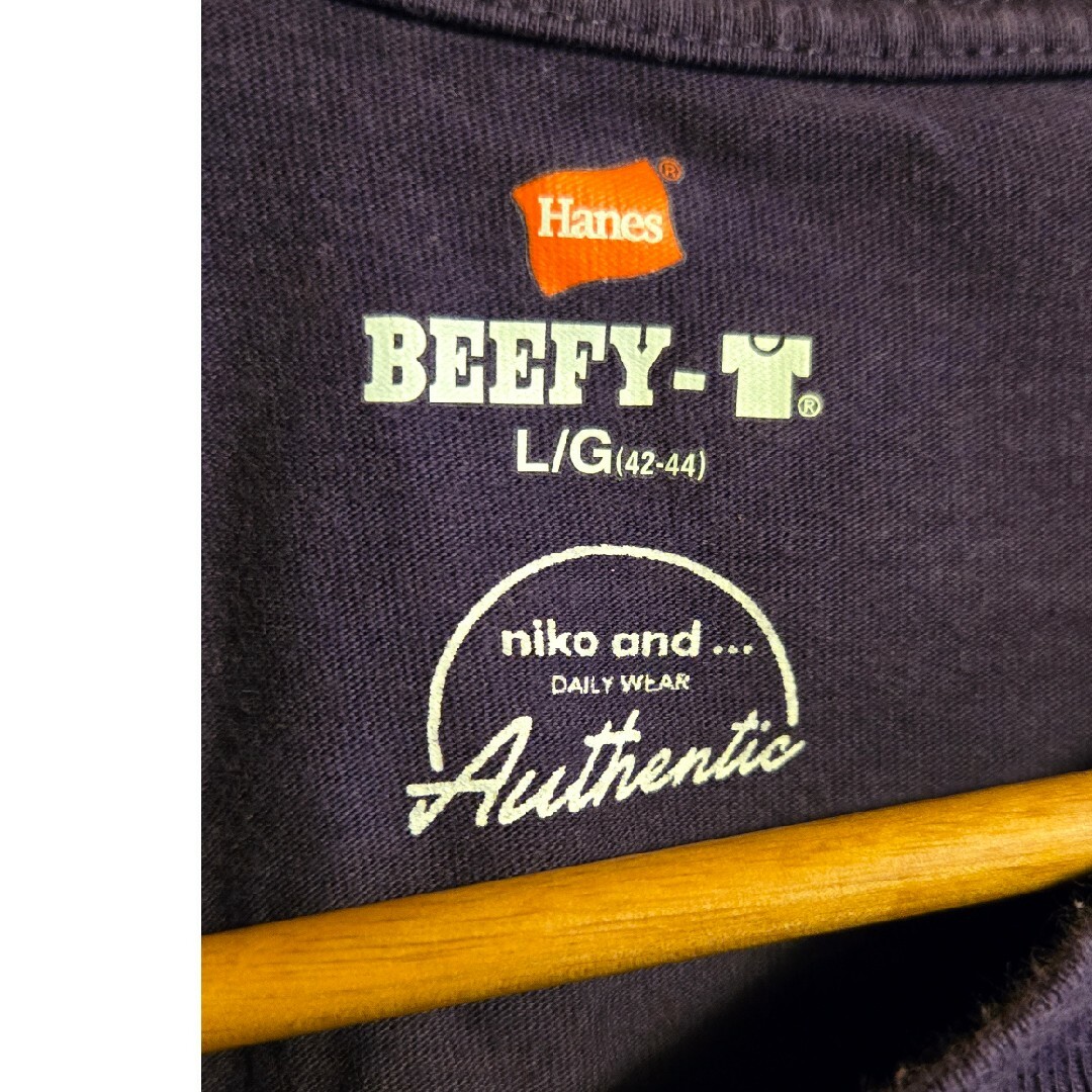 niko and...(ニコアンド)のHanes ビーフィーT Niko and…コラボ 紫 メンズのトップス(Tシャツ/カットソー(半袖/袖なし))の商品写真