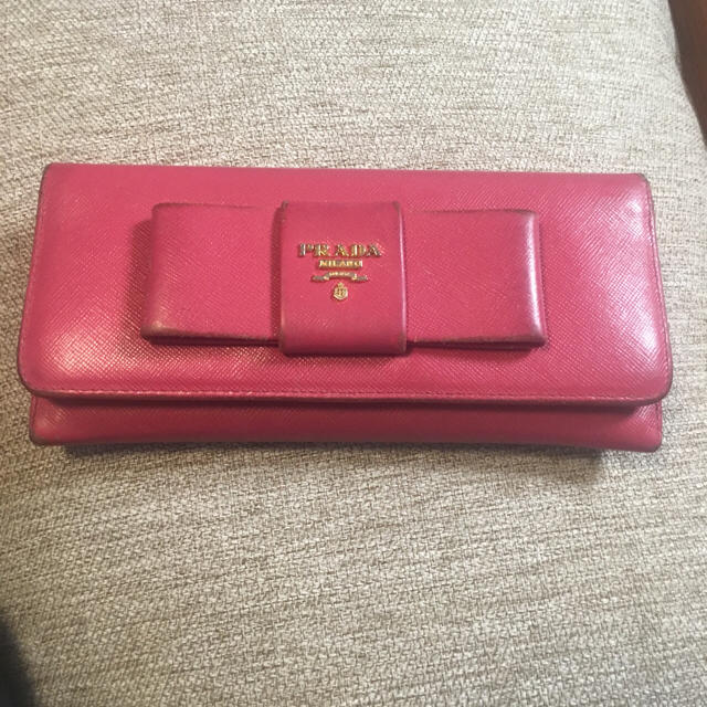 PRADA(プラダ)のプラダ リボン 長財布 レディースのファッション小物(財布)の商品写真