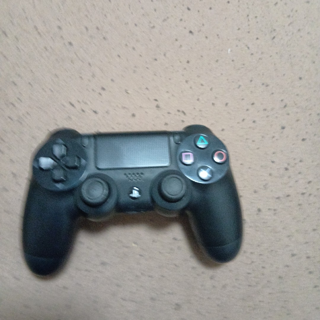 ps4コントローラー ジャンク エンタメ/ホビーのゲームソフト/ゲーム機本体(家庭用ゲーム機本体)の商品写真