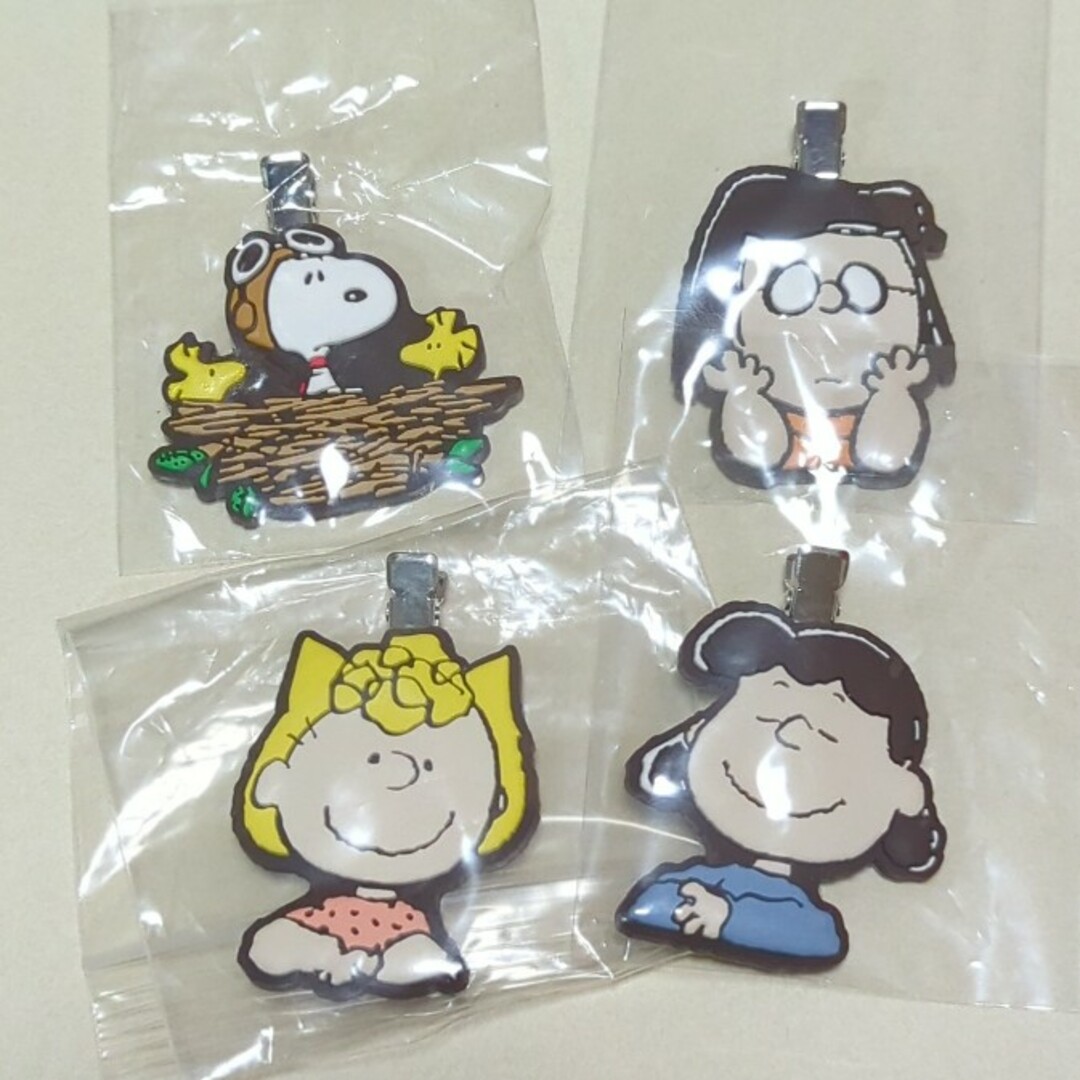 PEANUTS(ピーナッツ)のスヌーピー キャンディラバークリップ エンタメ/ホビーのおもちゃ/ぬいぐるみ(キャラクターグッズ)の商品写真