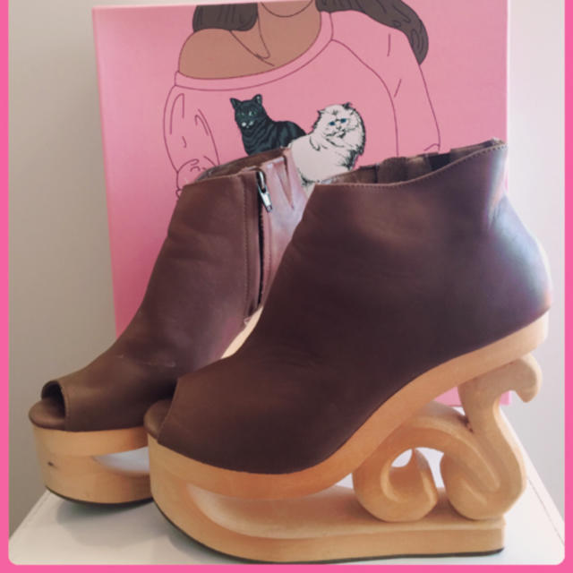 JEFFREY CAMPBELL(ジェフリーキャンベル)の希少♡ジェフリーキャンベル♡スケーター ブーティ♡ レディースの靴/シューズ(ブーティ)の商品写真