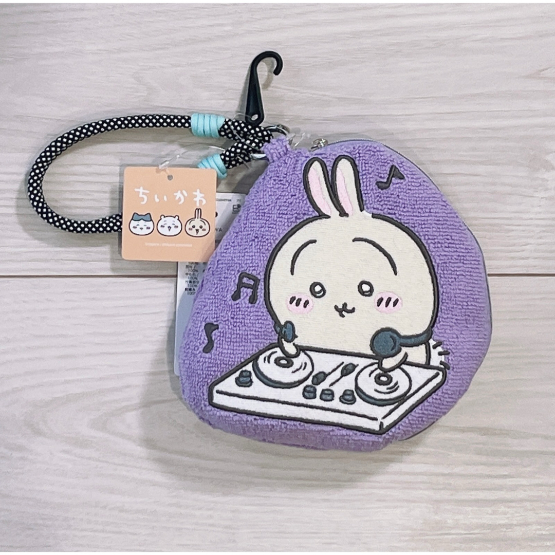 ちいかわ GU ポーチ うさぎ エンタメ/ホビーのおもちゃ/ぬいぐるみ(キャラクターグッズ)の商品写真