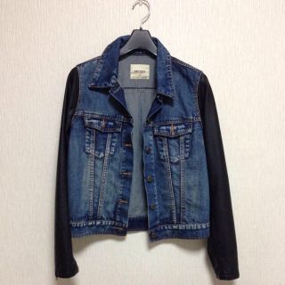 マウジー(moussy)の袖フェイクレザーデニムジャケット(Gジャン/デニムジャケット)