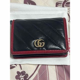 グッチ(GUCCI)の美品　GUCCI 折り財布　百貨店購入(財布)