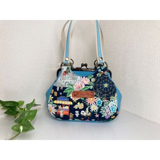 あおりガマ口ポーチ