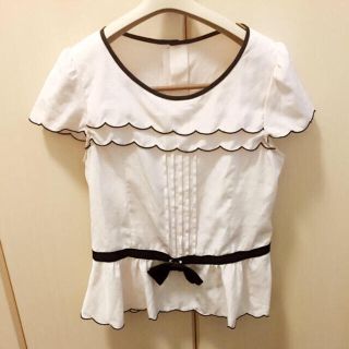 レッセパッセ(LAISSE PASSE)の♡レッセパッセ スカラップ ペプラムデザインブラウス♡(シャツ/ブラウス(半袖/袖なし))