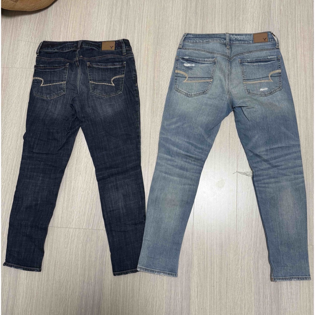 American Eagle(アメリカンイーグル)のAMERICAN EAGLE アメリカン.イーグル　ダメージデニム2着セット レディースのパンツ(デニム/ジーンズ)の商品写真