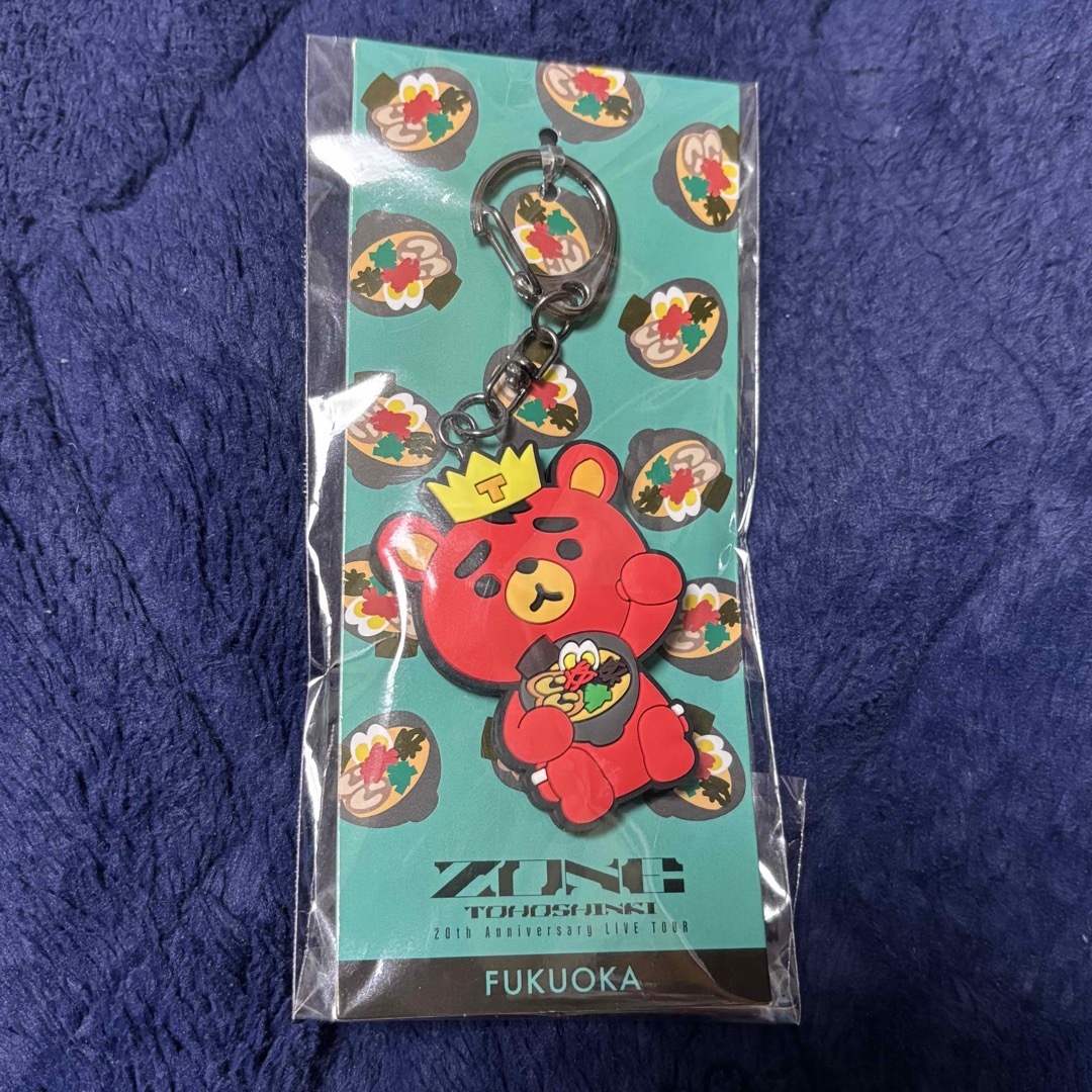 東方神起(トウホウシンキ)の東方神起 招き TBキーホルダー 福岡 ユノ チャンミン エンタメ/ホビーのタレントグッズ(アイドルグッズ)の商品写真