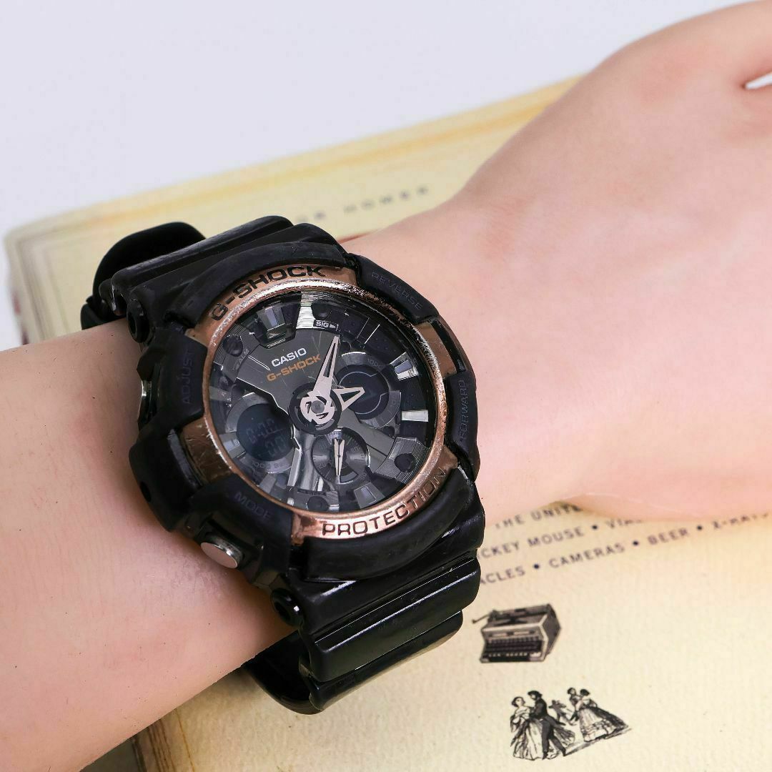 G-SHOCK(ジーショック)の稼働 G-SHOCK 腕時計 アナデジ GA-200RG ローズゴールド 288 メンズの時計(腕時計(アナログ))の商品写真