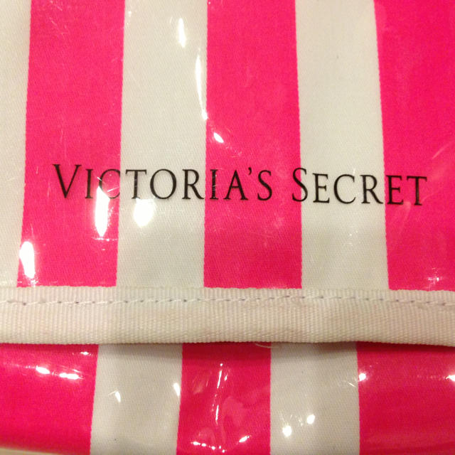 Victoria's Secret(ヴィクトリアズシークレット)のヴィクトリアシークレット♥ポーチ レディースのファッション小物(ポーチ)の商品写真