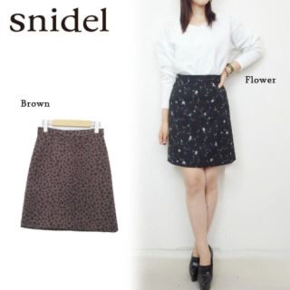 スナイデル(SNIDEL)のひなこ様取り置き snidel 花柄スカート(ミニスカート)