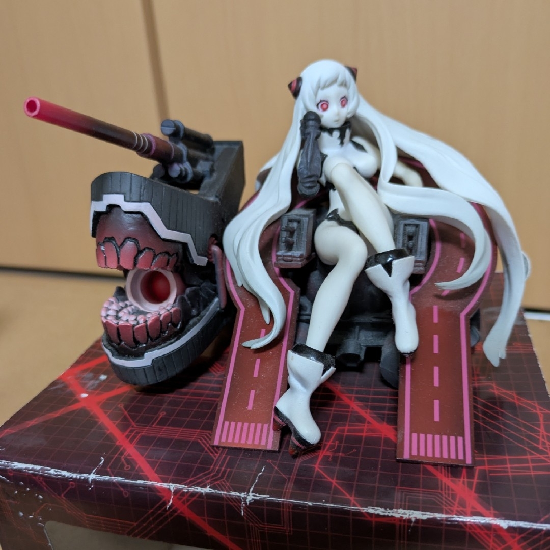 [艦これ]深海棲艦スペシャルフィギュア 2体セット売り エンタメ/ホビーのフィギュア(アニメ/ゲーム)の商品写真