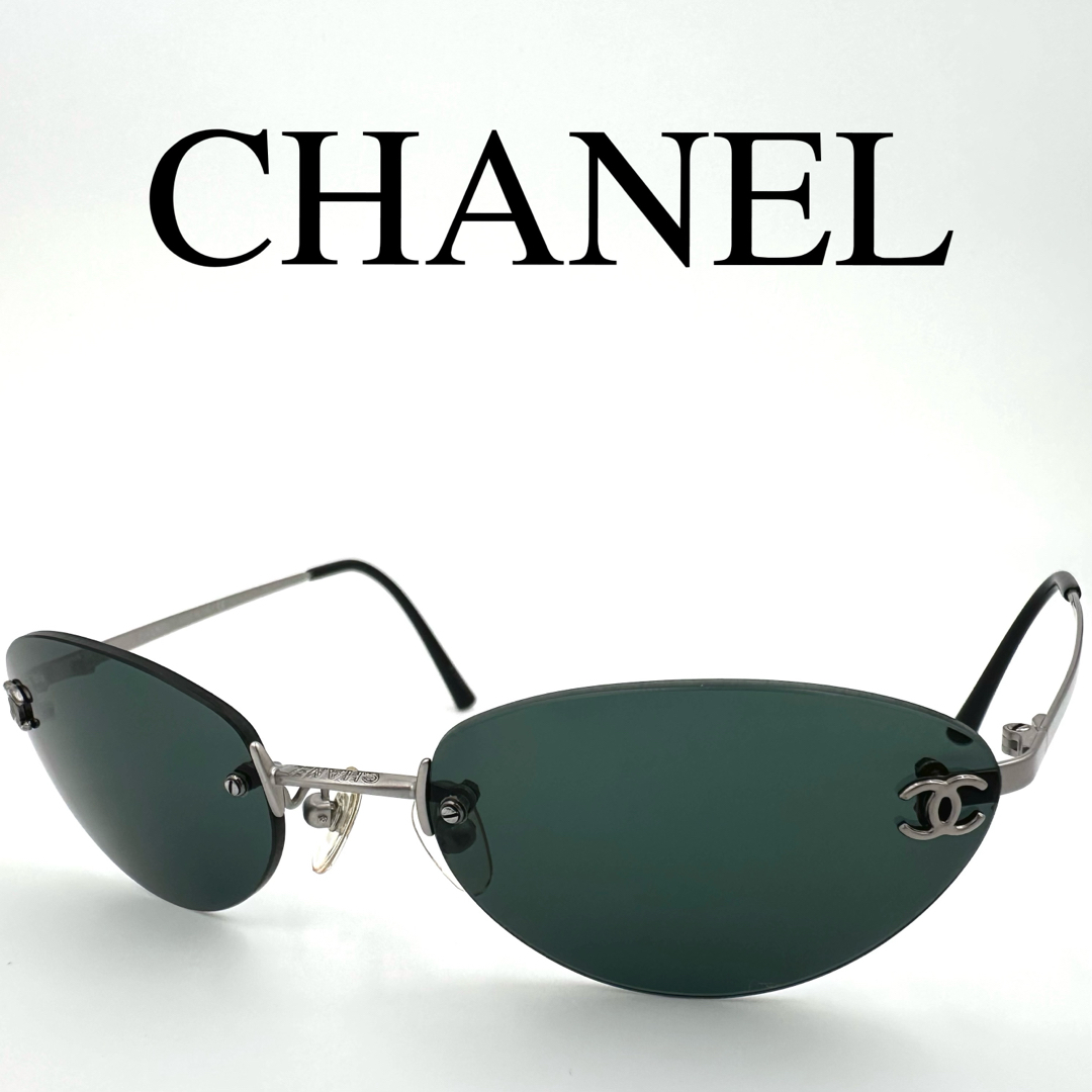 CHANEL(シャネル)のCHANEL シャネル サングラス 度なし 4003 ココマーク 保存袋付き レディースのファッション小物(サングラス/メガネ)の商品写真