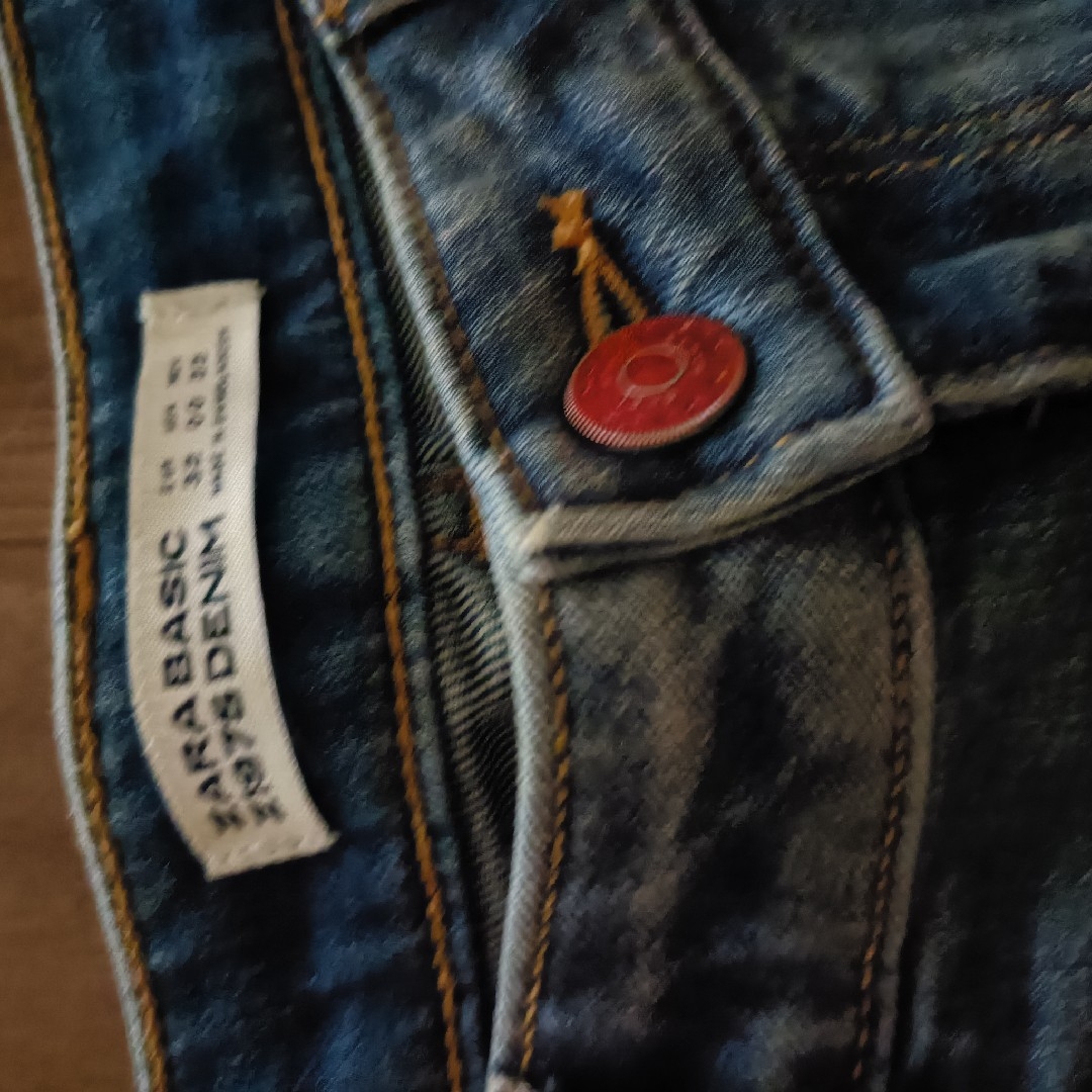 ZARA(ザラ)のZARA　ダメージデニム　34 レディースのパンツ(デニム/ジーンズ)の商品写真