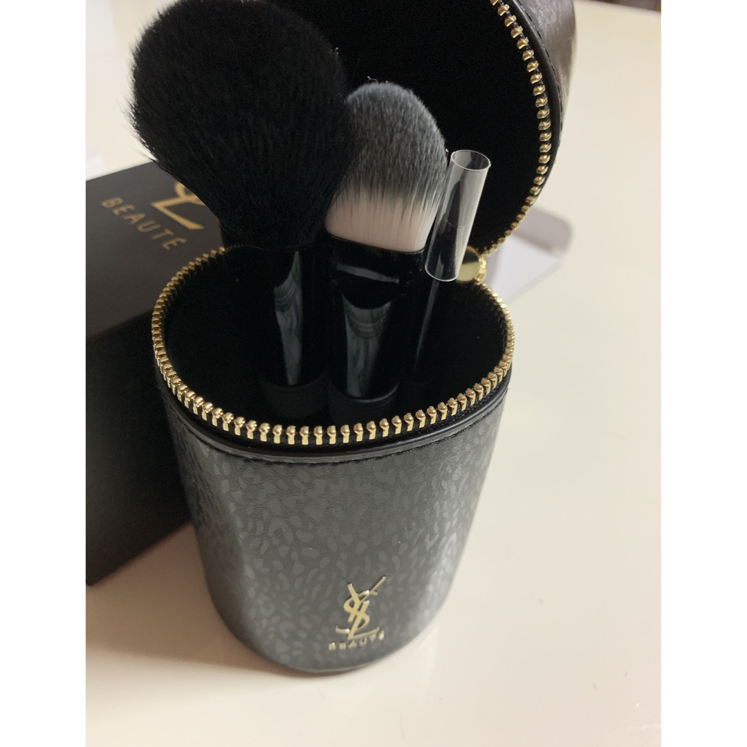 Yves Saint Laurent Beaute - サンローラン メイクブラシ ポーチ