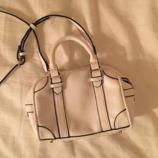 ザラ(ZARA)のZARA ザラ バッグ ホワイト(ショルダーバッグ)