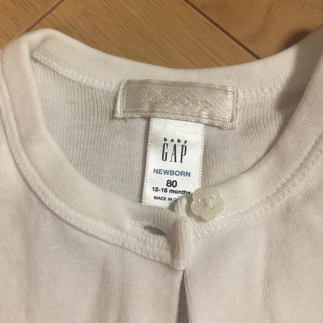 babyGAP(ベビーギャップ)のbaby gap80サイズ☆半袖カーディガン キッズ/ベビー/マタニティのベビー服(~85cm)(カーディガン/ボレロ)の商品写真