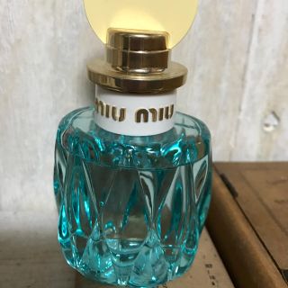 ミュウミュウ(miumiu)のmiumiu 香水 新作 50ml 箱付き(香水(女性用))