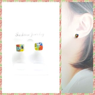No.602-F　琉球ガラス⭐樹脂ポストピアス☆5mmキューブ型☆カラフルMIX(ピアス)