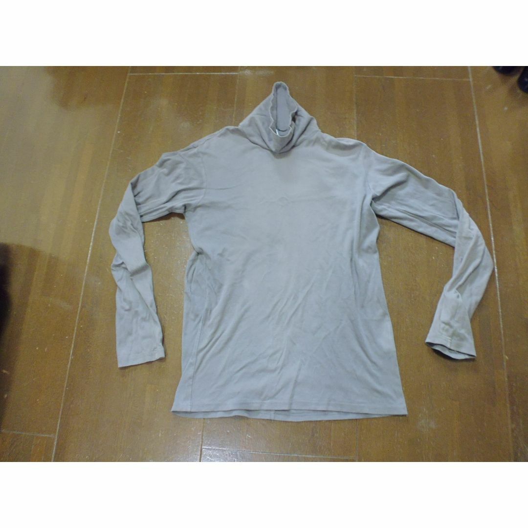 ATTACHIMENT(アタッチメント)のアタッチメント　タートルネック　カットソー　グレー　M メンズのトップス(Tシャツ/カットソー(七分/長袖))の商品写真