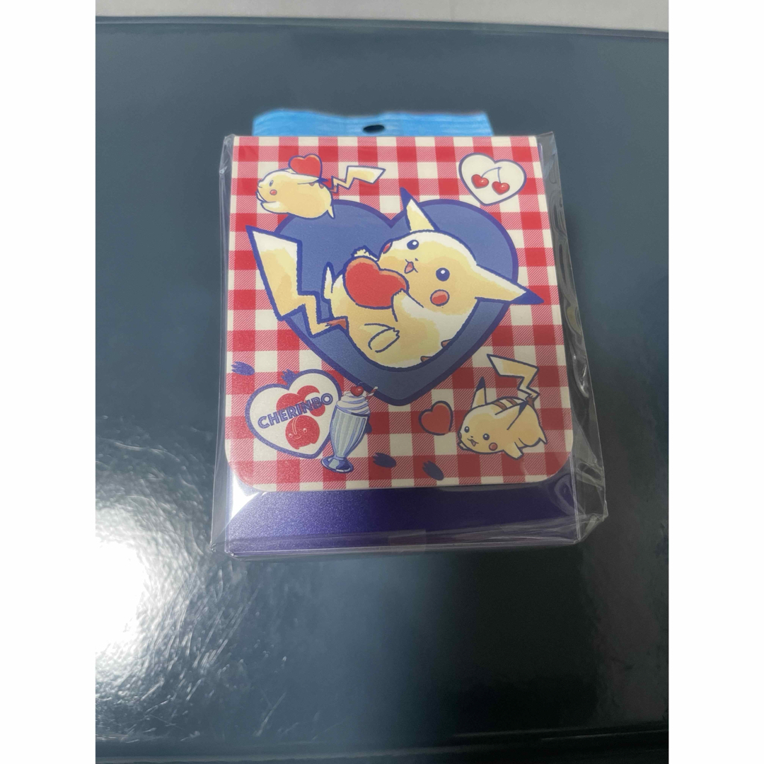 ポケモン(ポケモン)のポケモンカードゲーム デッキケース ピカチュウとハート エンタメ/ホビーのトレーディングカード(その他)の商品写真