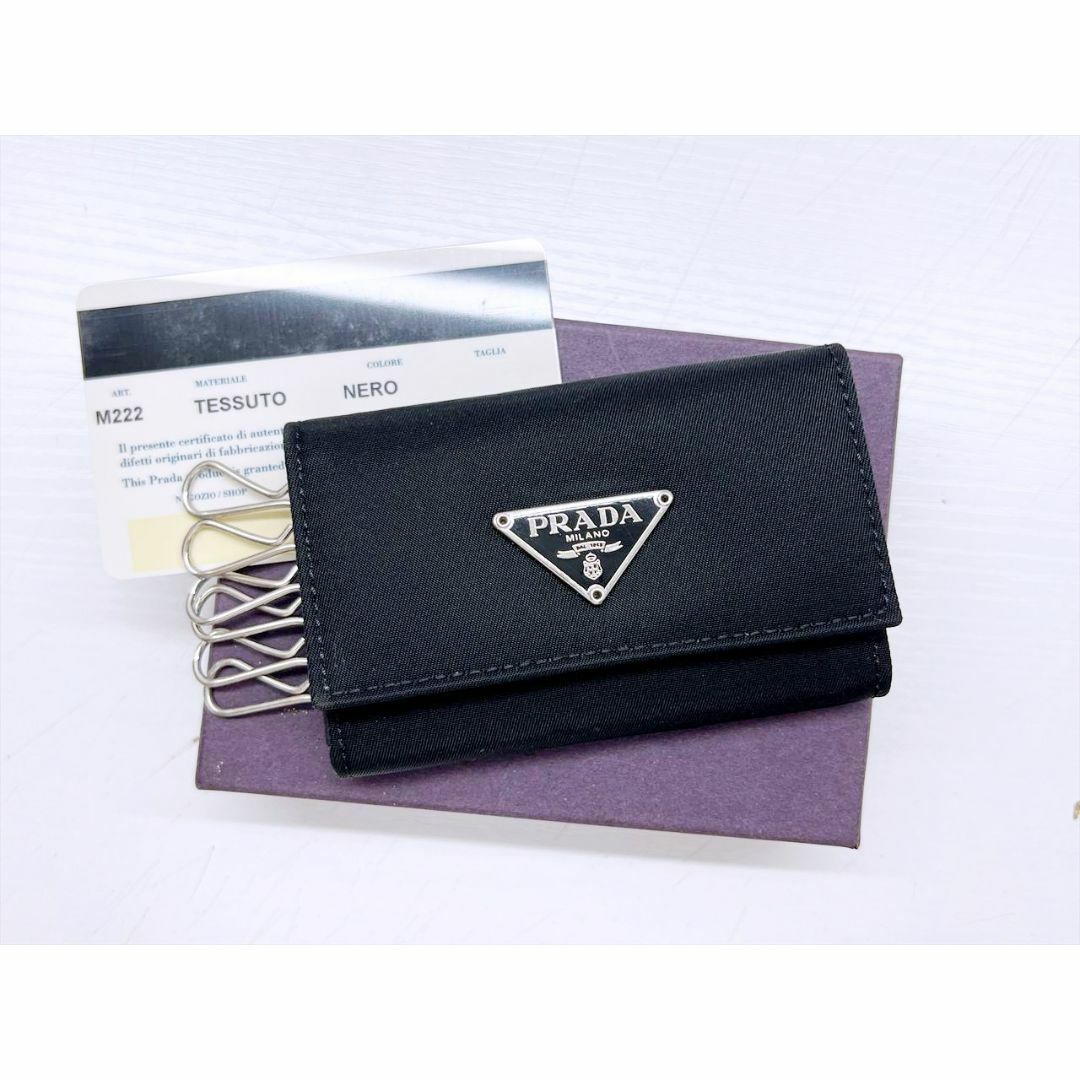 PRADA - 未使用保管　美品　プラダ　トライアングルロゴ　ナイロン　キーケース　黒　M222