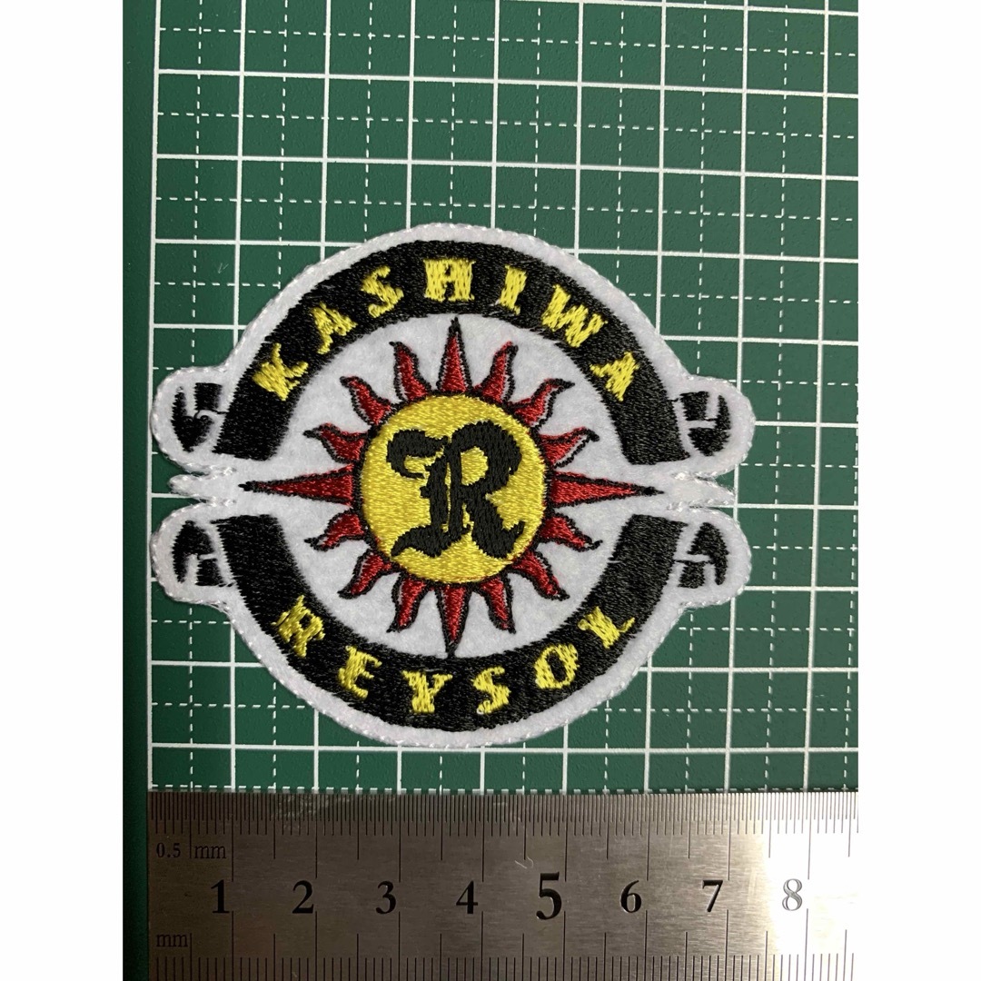 アイロンワッペン 柏レイソル 刺繍 スポーツ/アウトドアのサッカー/フットサル(応援グッズ)の商品写真