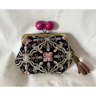 インド刺繍　木玉親子がま口ミニ財布２　(財布)