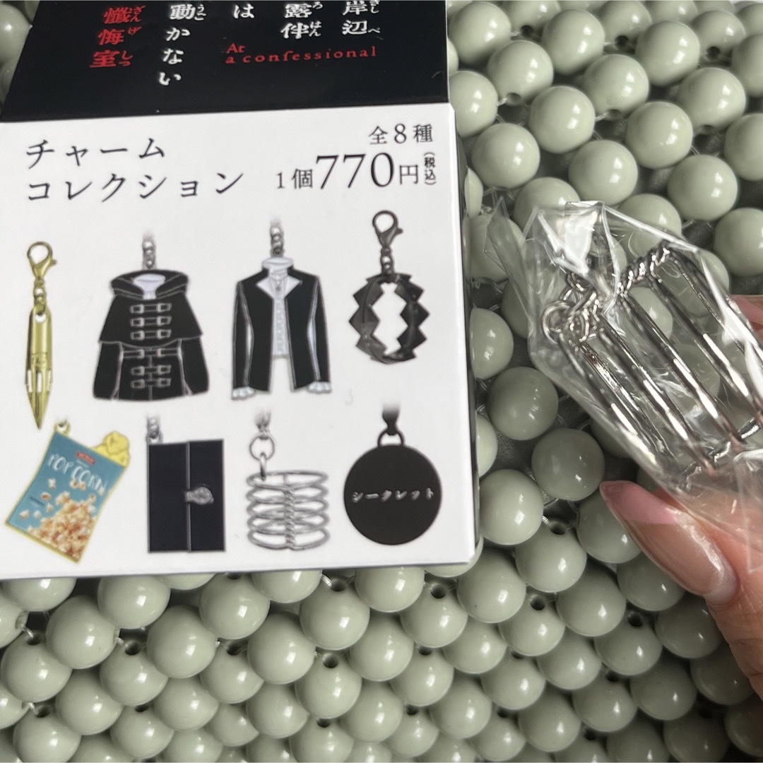JOJO(ジョジョ)の映画 岸辺露伴は動かない 懺悔室 チャームコレクション リング エンタメ/ホビーのおもちゃ/ぬいぐるみ(キャラクターグッズ)の商品写真