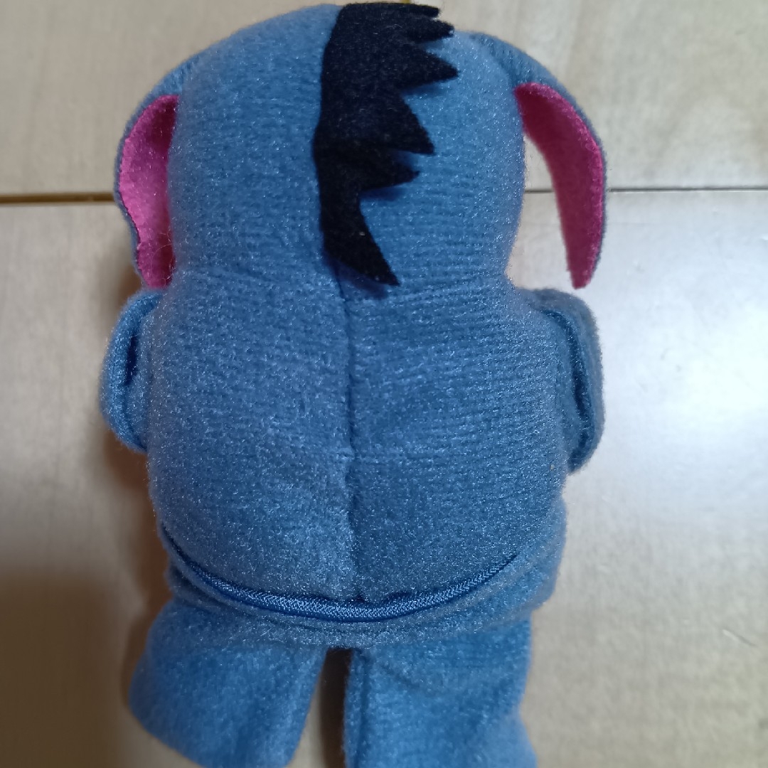 くまのプーさん(クマノプーサン)のイーヨー ぬいぐるみ　くまのプーさんイーヨーの可愛いぬいぐるみくまのプーさ エンタメ/ホビーのおもちゃ/ぬいぐるみ(キャラクターグッズ)の商品写真