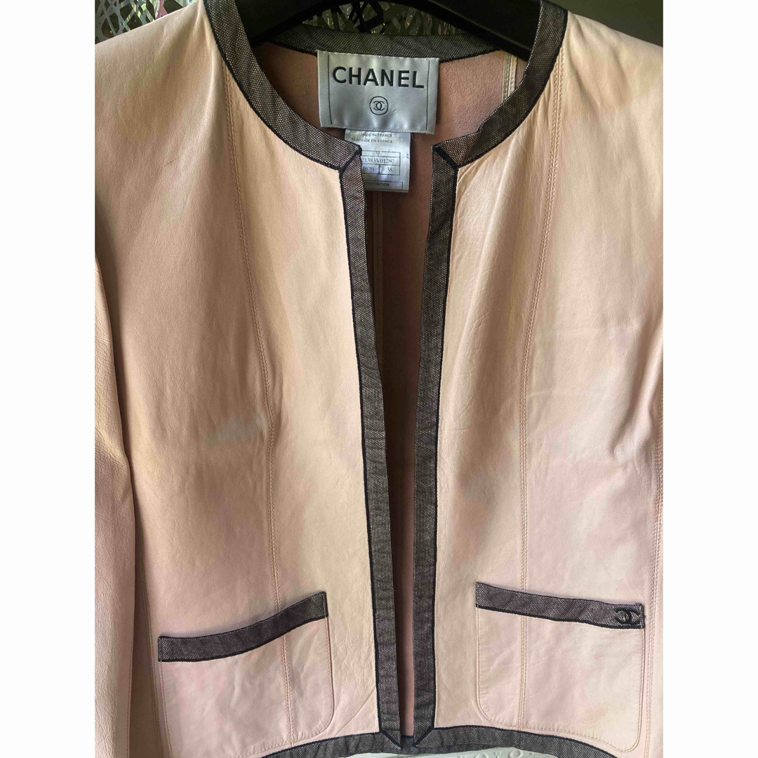 CHANEL - ほぼ新品CHANELシャネル ソフトラムレザージャケット