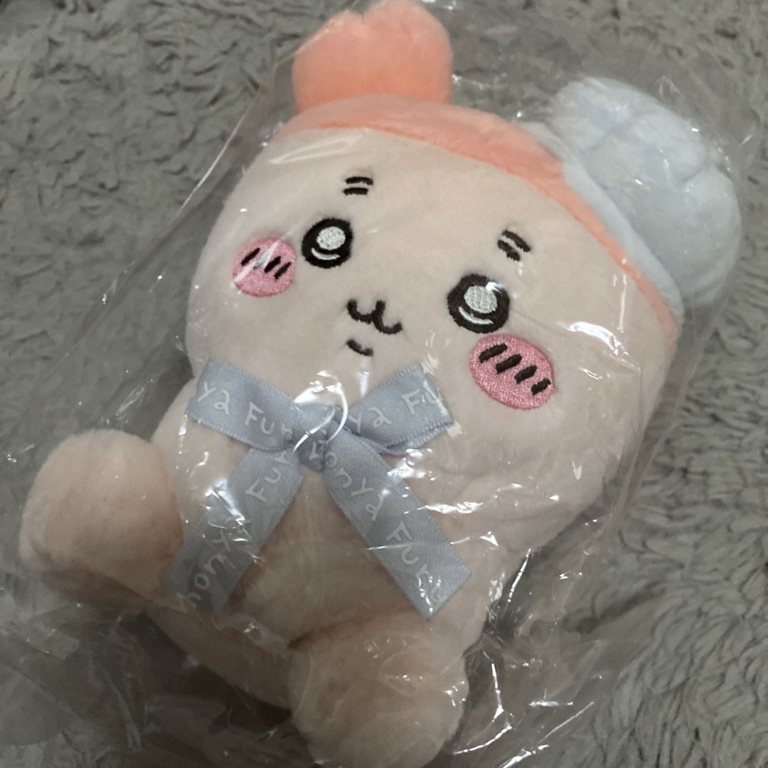ちいかわ 東京みやげ お座りぬいぐるみ 古本屋 カニちゃん エンタメ/ホビーのおもちゃ/ぬいぐるみ(キャラクターグッズ)の商品写真