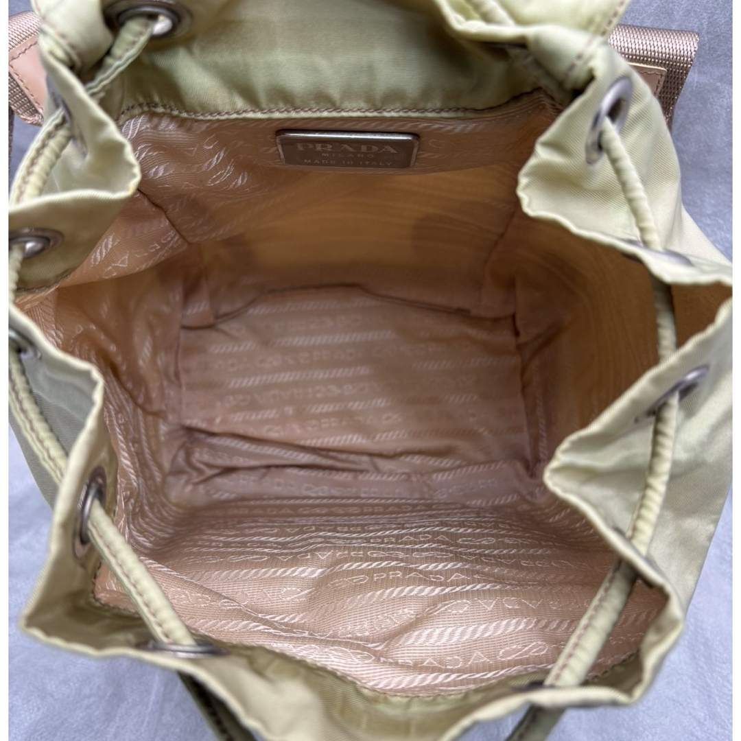 PRADA(プラダ)のPRADA プラダ　ナイロン　ミニリュック　バックパック　白タグ35 レディースのバッグ(リュック/バックパック)の商品写真