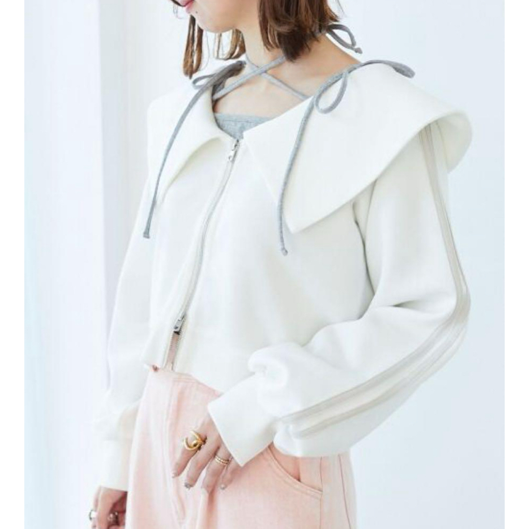 MAJESTIC LEGON(マジェスティックレゴン)のマジェスティックレゴン レディラインZIPトップス ショート丈 ジャージ レディースのトップス(パーカー)の商品写真