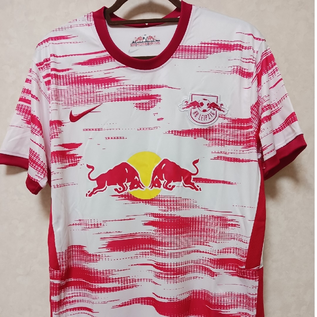 NIKE(ナイキ)のライプツィヒ レトロ Lサイズ スポーツ/アウトドアのサッカー/フットサル(ウェア)の商品写真
