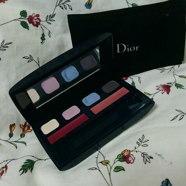 Dior(ディオール)のディオール パレット コスメ/美容のキット/セット(コフレ/メイクアップセット)の商品写真