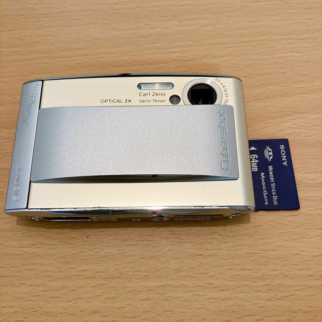 コンデジ SONY Cyber-shot DMC-T5 動作品 コンデジ SONY Cyber-shot DMC-T5 動作品の通販 by えすてぃ's