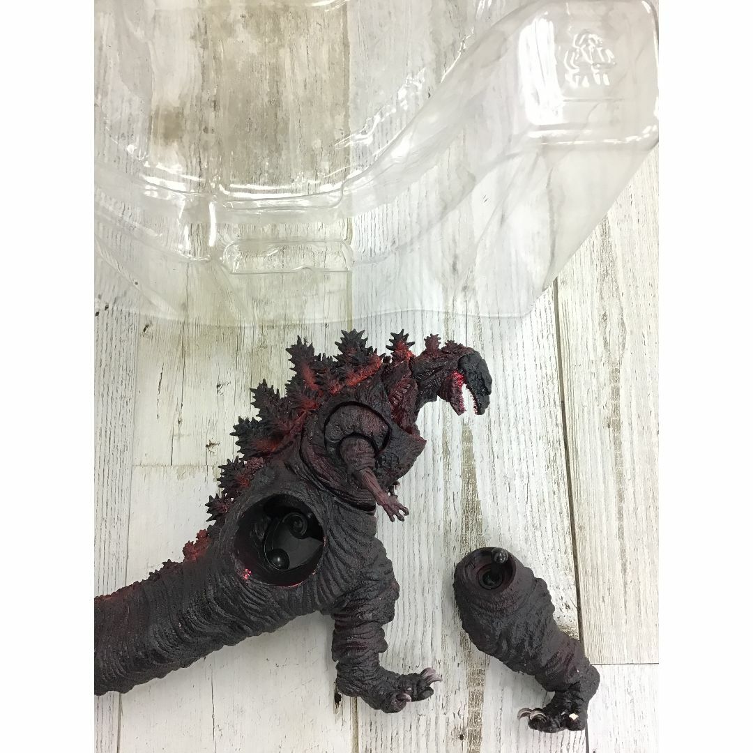 Amazon.co.jp: バンダイ(BANDAI) S.H.モンスターアーツ ゴジラ