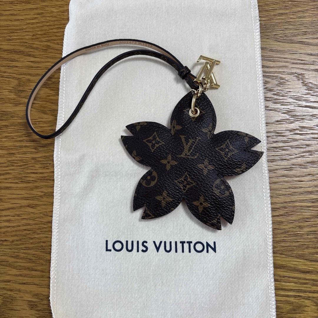 LOUIS VUITTON - ルイヴィトン 村上隆 チャームの通販 by 汰瑯