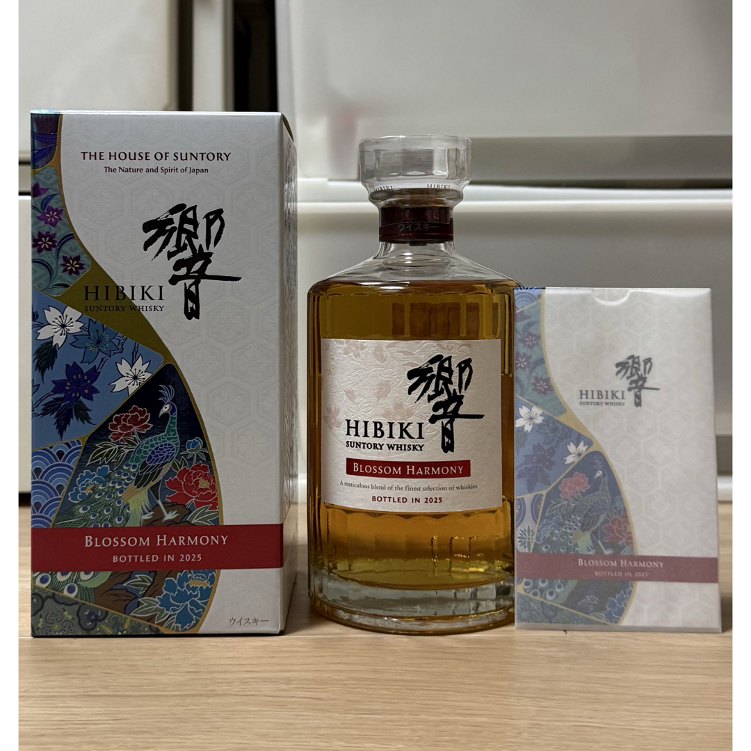 サントリー(サントリー)の響 ブロッサムハーモニー 2025 響 BLOSSOM HARMONY 限定 食品/飲料/酒の酒(ウイスキー)の商品写真