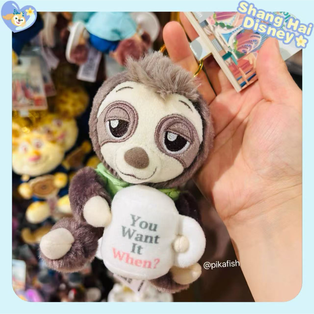 Disney(ディズニー)の【☆正規品】フラッシュ ズートピア ぬいぐるみキーチェーン 上海ディズニー エンタメ/ホビーのおもちゃ/ぬいぐるみ(キャラクターグッズ)の商品写真