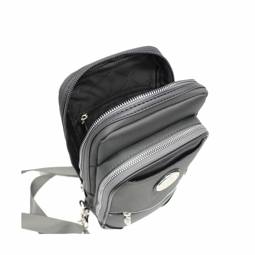 ❤新品❤【D.KELLY】縦型スクエア ボディバッグ メンズのバッグ(トートバッグ)の商品写真