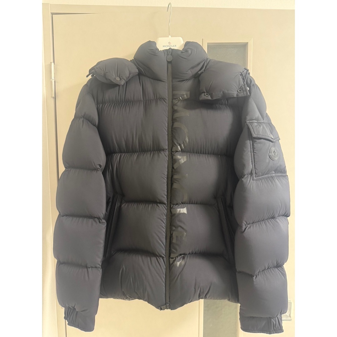 MONCLER - MONCLER ブラック ダウンジャケット マウレスサイズ2