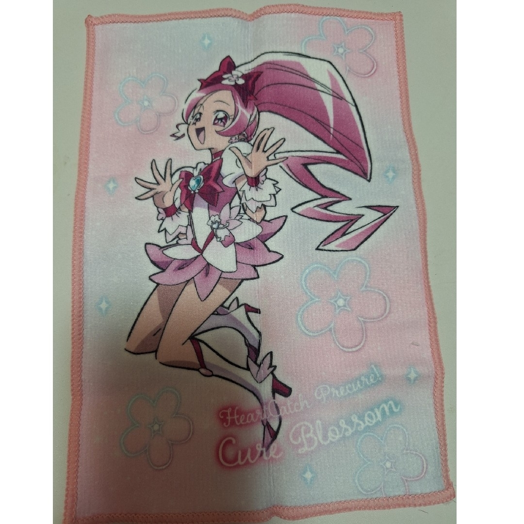 BANDAI(バンダイ)のプリキュア 20周年 クローズドミニタオル キュアブロッサム エンタメ/ホビーのおもちゃ/ぬいぐるみ(キャラクターグッズ)の商品写真