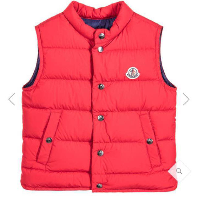 MONCLER(モンクレール)の専用 お取置中 モンクレール ライトダウンベスト 新品未使用 タグ付き レディースのジャケット/アウター(ダウンベスト)の商品写真