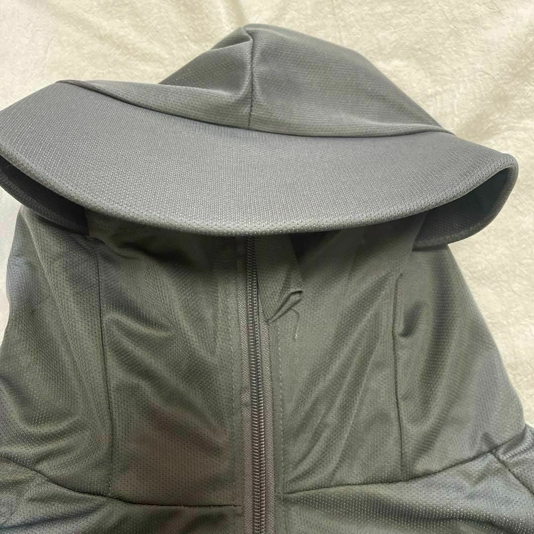 UVパーカー ラッシュガード グレー　メンズ 長袖 フード　フィッシング メンズの水着/浴衣(水着)の商品写真
